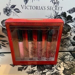 VS NWT Bombshell Lips